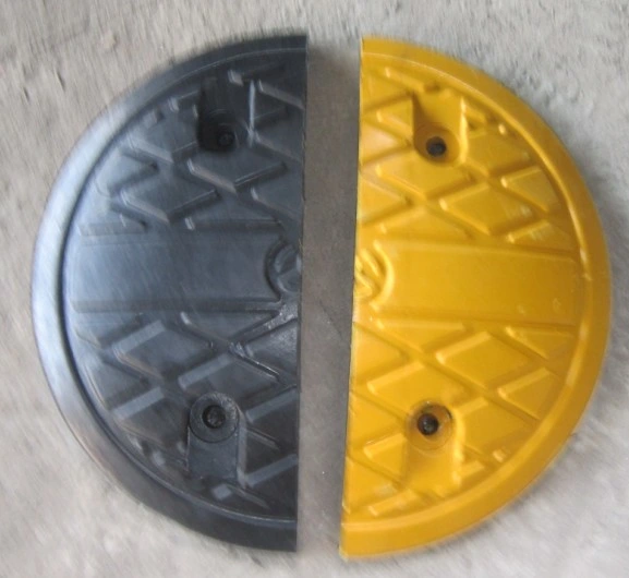 Yellow and Black Road Traffic Safety Rubber Speed Bumps